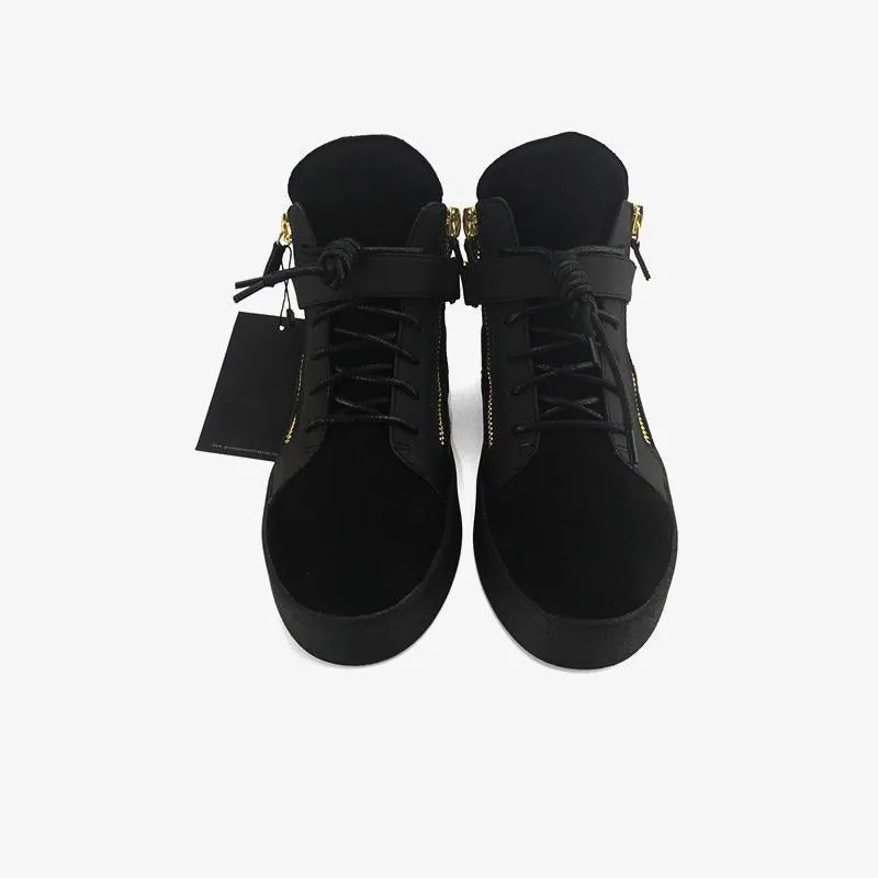 Black Sneakers Flat Skate Shoes