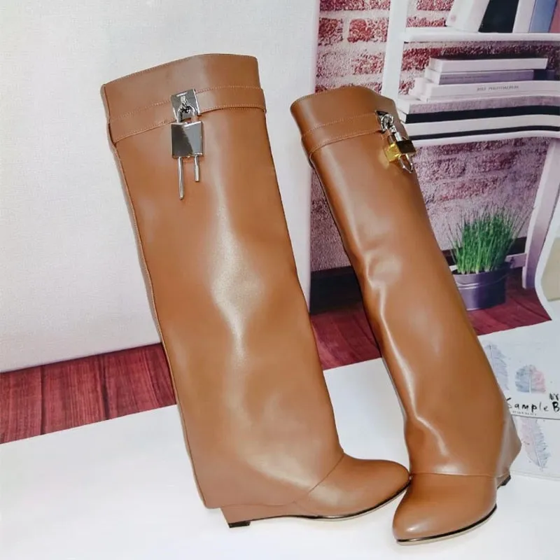 Fashion Trend Big Lock  Casual Wedge Boots