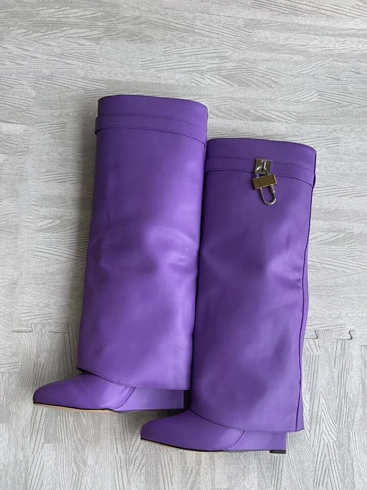 Fashion Trend Big Lock  Casual Wedge Boots
